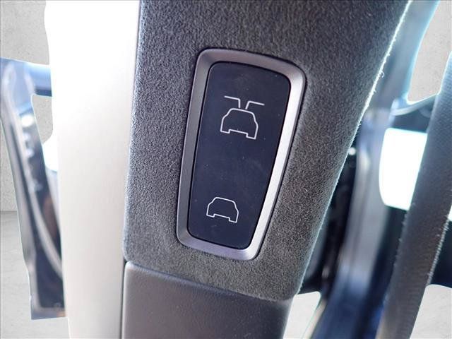 Used 2019 Tesla Model X Long Range AWD/4WD image 12