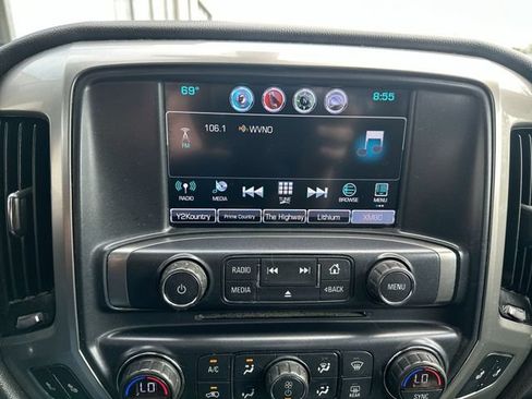 Used 2018 Chevrolet Silverado 1500 LT w/ LPO, Black Pack AWD/4WD image 13