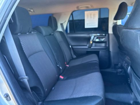 Used 2019 Toyota 4Runner TRD Off-Road AWD/4WD image 26