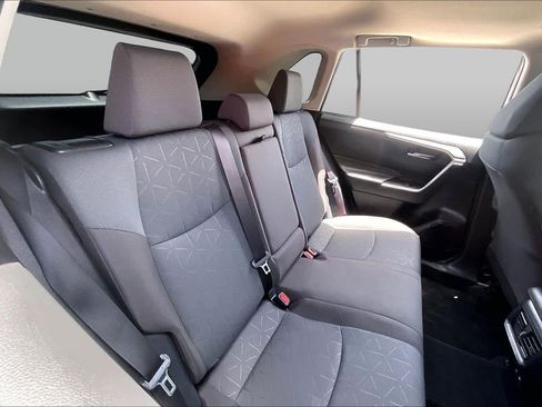Used 2024 Toyota RAV4 XLE w/ Convenience Package FWD image 20