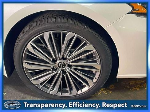 Certified 2023 Nissan Altima 2.5 SL AWD/4WD image 8