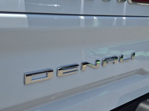 New 2026 GMC Sierra 2500 Denali w/ Denali Reserve Package AWD/4WD image 33