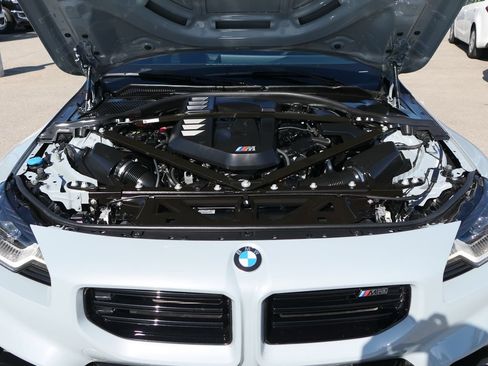 Used 2025 BMW M2 w/ Lighting Package RWD image 27