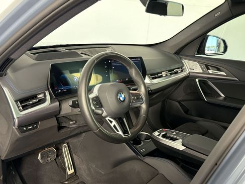 Used 2023 BMW X1 xDrive28i w/ Premium Package AWD/4WD image 4
