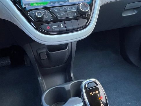 Used 2021 Chevrolet Bolt LT FWD image 15
