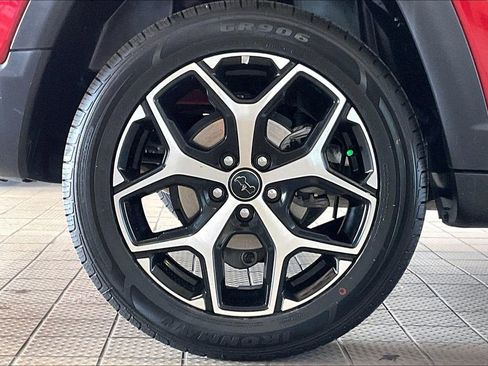 Used 2025 Jeep Compass Limited AWD/4WD image 35