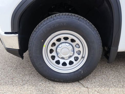 New 2026 GMC Sierra 1500 Pro image 25