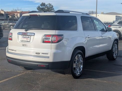 Used 2017 GMC Acadia Limited SLT image 3