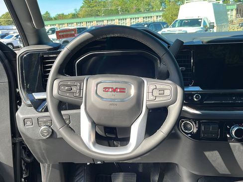 New 2026 GMC Sierra 2500 SLE w/ SLE Value Package; AWD/4WD image 14