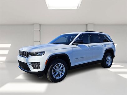 New 2025 Jeep Grand Cherokee Laredo X w/ Luxury Tech Group I