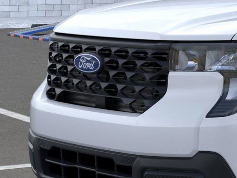 New 2025 Ford Maverick XL w/ Equipment Group 102A image 18