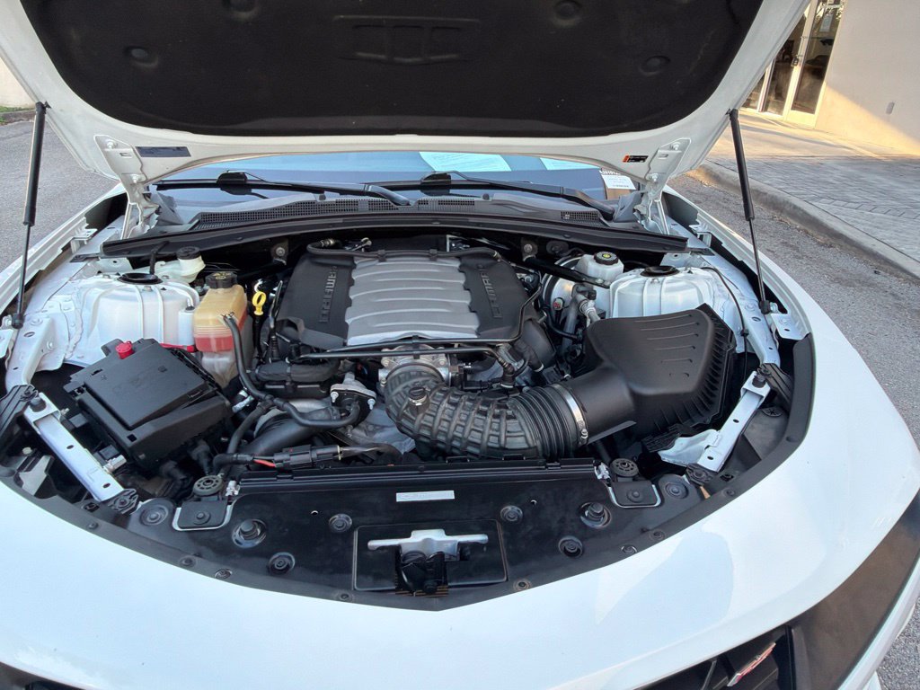 Used 2023 Chevrolet Camaro LT w/ Redline Edition RWD image 12
