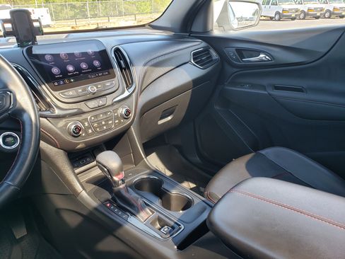 Used 2023 Chevrolet Equinox RS w/ RS Leather Package FWD image 21