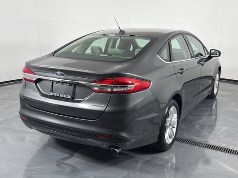 Used 2018 Ford Fusion S FWD image 5