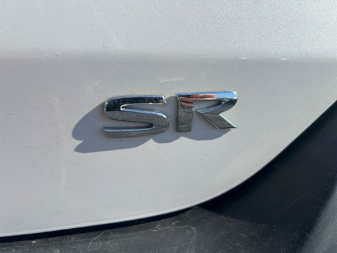 Used 2020 Nissan Kicks SR FWD image 5