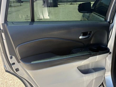 Used 2021 Honda Pilot EX image 12