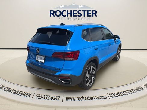 Used 2023 Volkswagen Taos SEL AWD/4WD image 6