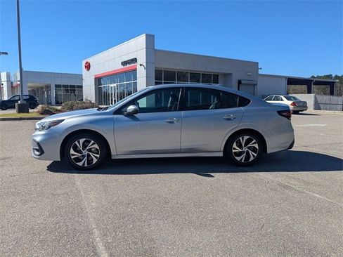 Used 2023 Subaru Legacy Premium image 6