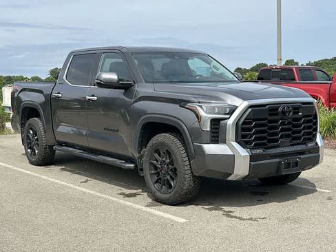 Used 2023 Toyota Tundra Limited w/ TRD Off-Road Package AWD/4WD image 21