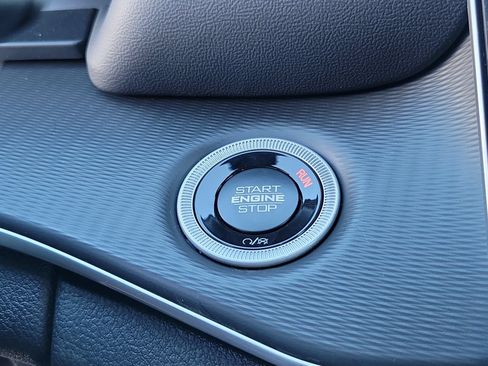 New 2025 Jeep Grand Cherokee Altitude AWD/4WD image 11
