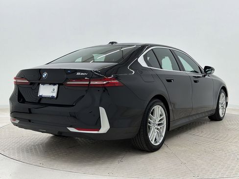 Used 2025 BMW 530i RWD image 9