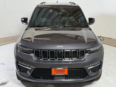 New 2025 Jeep Grand Cherokee Limited w/ Luxury Tech Group II AWD/4WD image 2