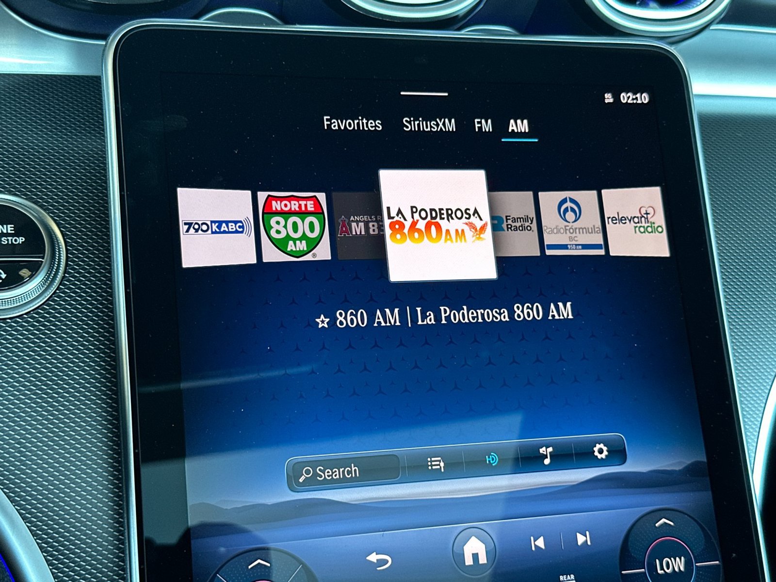 Used 2025 Mercedes-Benz C 300 4MATIC Sedan image 19