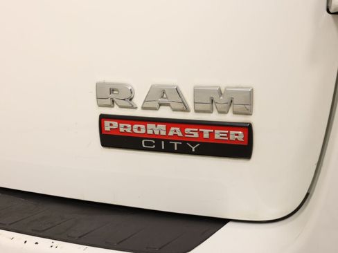Used 2022 RAM ProMaster City Tradesman FWD image 13