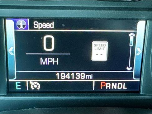 Used 2018 Chevrolet Suburban Premier image 12