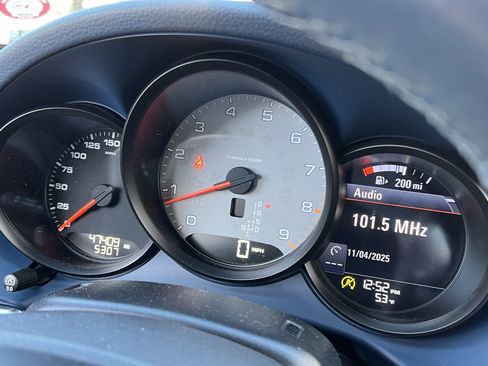 Used 2014 Porsche Boxster S image 18