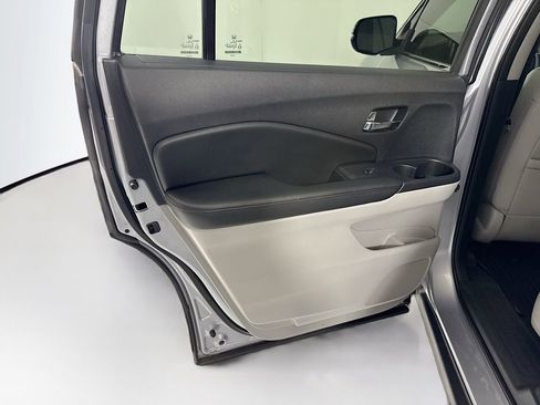 Certified 2017 Honda Pilot EX-L image 27
