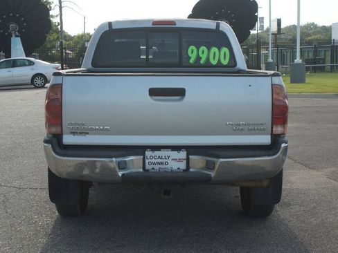 Used 2005 Toyota Tacoma PreRunner w/ SR5 Pkg #3 RWD image 3
