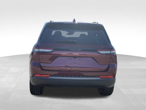 New 2026 Jeep Grand Cherokee Limited w/ Limited Altitude Package RWD image 4