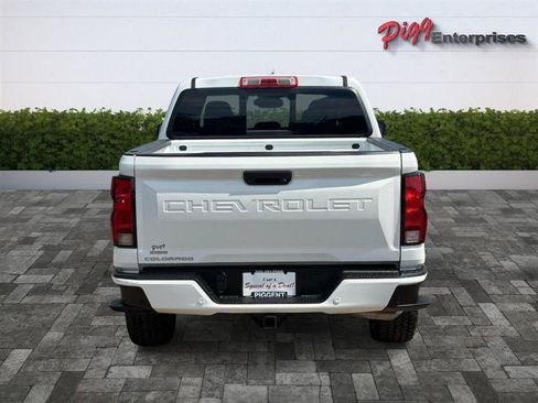 Used 2025 Chevrolet Colorado LT w/ Advanced Trailering Package RWD image 9
