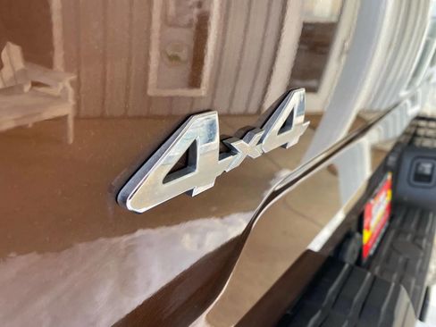 Used 2014 Toyota Tundra 1794 Edition image 32