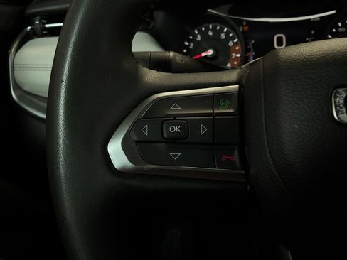 Used 2025 Jeep Compass Limited AWD/4WD image 36