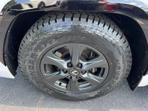 Certified 2025 Lexus LX 700h Overtrail w/ Accessory Package (Z1) AWD/4WD image 12