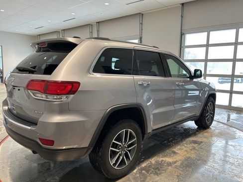 Used 2021 Jeep Grand Cherokee Limited image 7