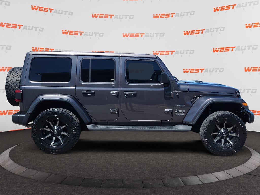 Used 2020 Jeep Wrangler Unlimited Sahara AWD/4WD image 6