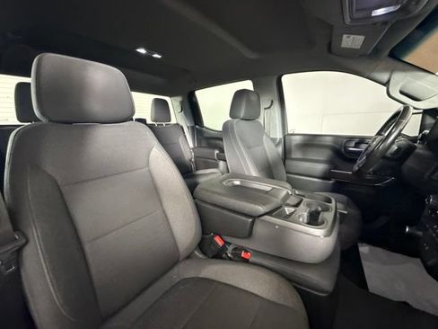 Used 2021 Chevrolet Silverado 1500 LT AWD/4WD image 31