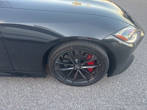 Used 2024 Nissan Z Performance w/ Floor Mat Package image 7