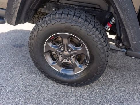 Used 2020 Jeep Gladiator Rubicon AWD/4WD image 10