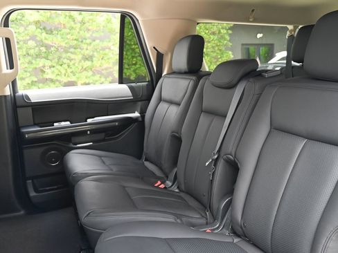 Used 2024 Ford Expedition Max XLT AWD/4WD image 15