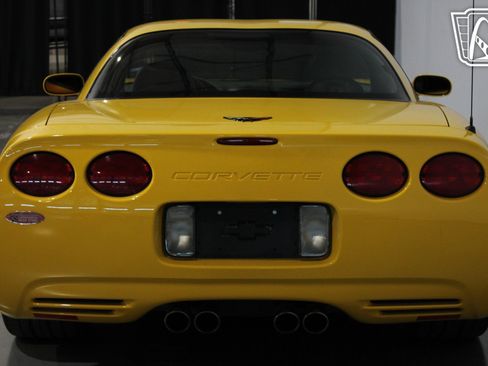Used 2002 Chevrolet Corvette Z06 w/ Memory Pkg image 28