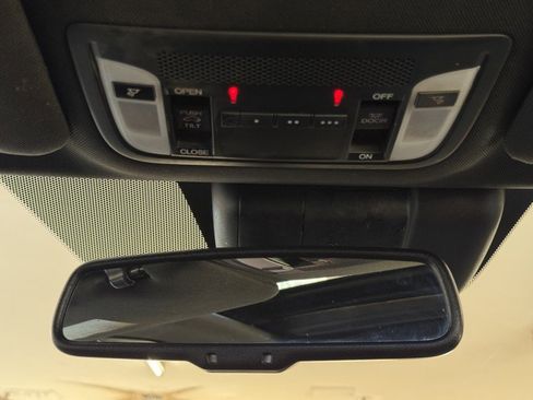 Used 2021 Acura ILX image 31