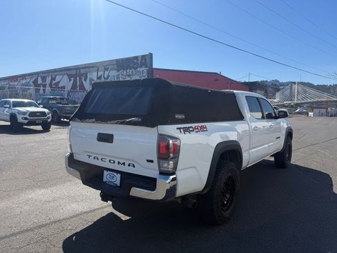 Used 2022 Toyota Tacoma TRD Off-Road w/ Black Out Package (TMS) image 5
