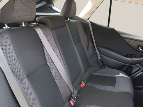 Used 2024 Subaru Outback Premium AWD/4WD image 19