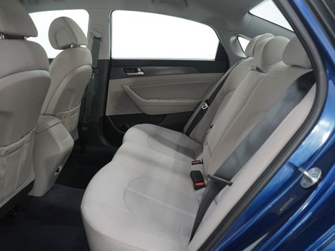 Used 2017 Hyundai Sonata Sport image 13