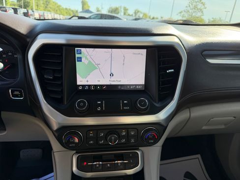 Certified 2023 GMC Acadia SLT FWD image 26