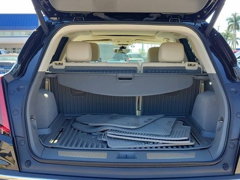 Used 2025 Cadillac XT5 Premium Luxury w/ Technology Package image 13